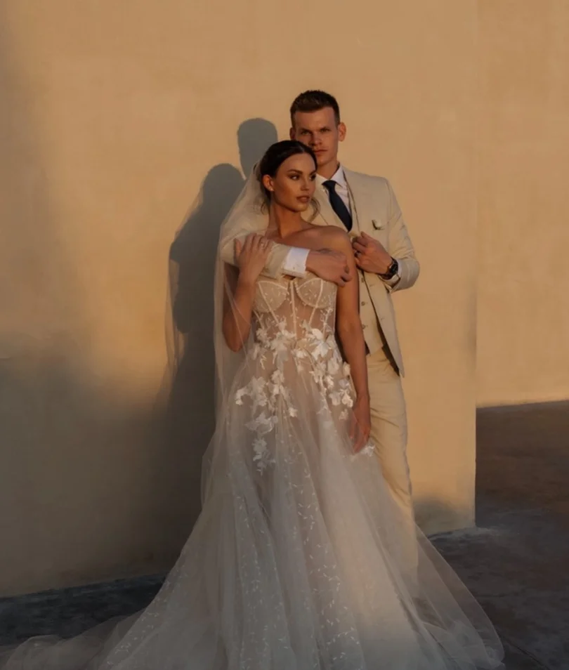 Julia & Justin during the golden hour
