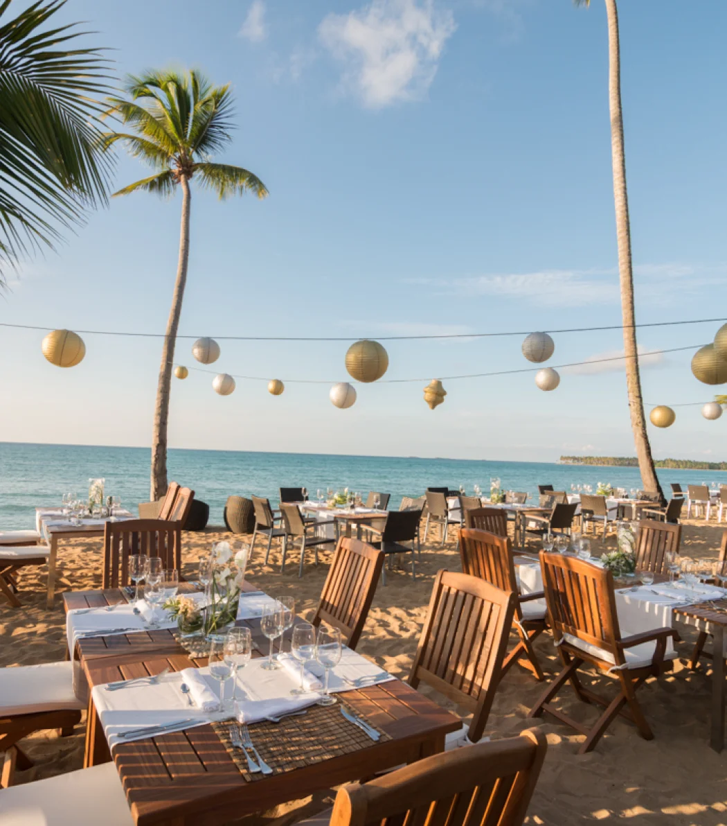 Dinner reception on the beach at Sublime samana Las Terrenas