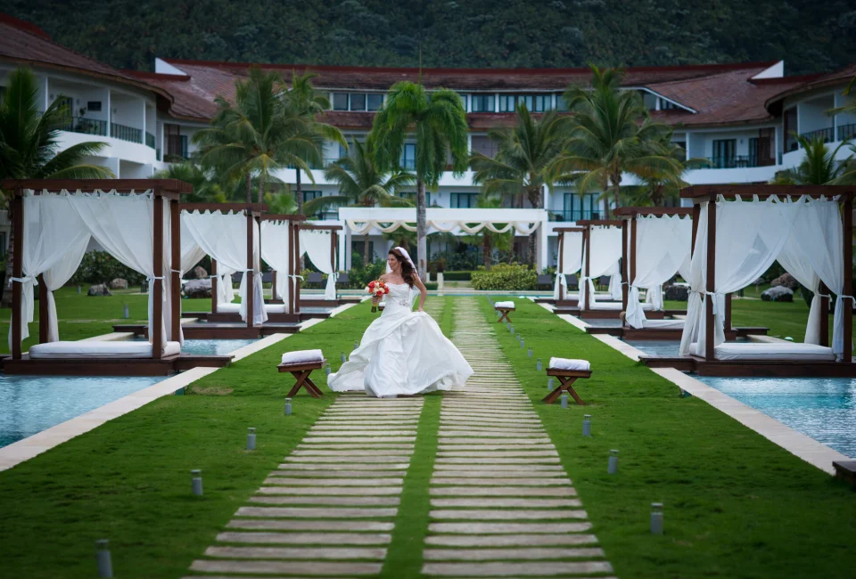 Bride in the middle of Sublime Samana Las Terrenas Resort