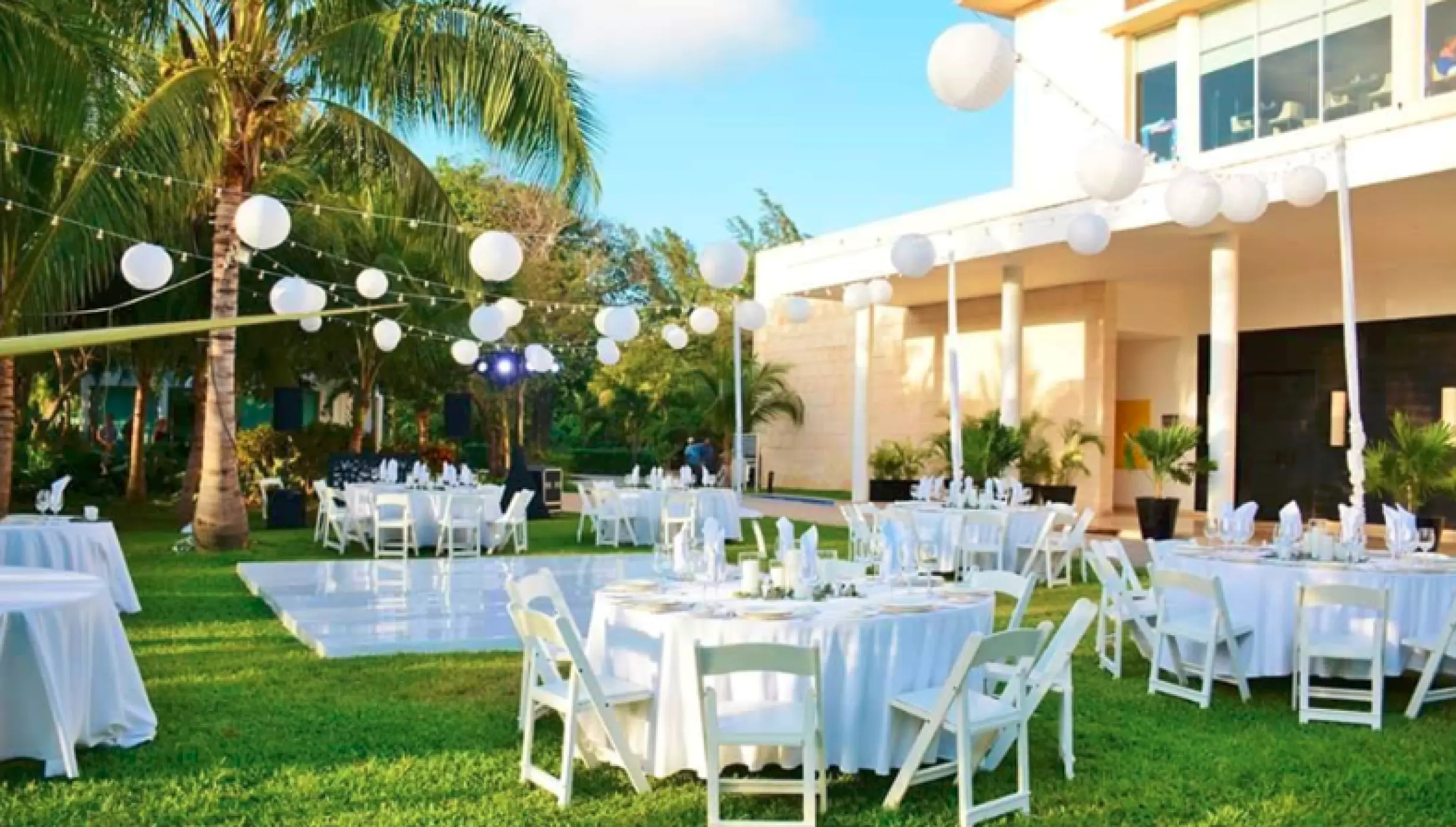 The Fives Beach Hotel & Residences garden wedding reception area