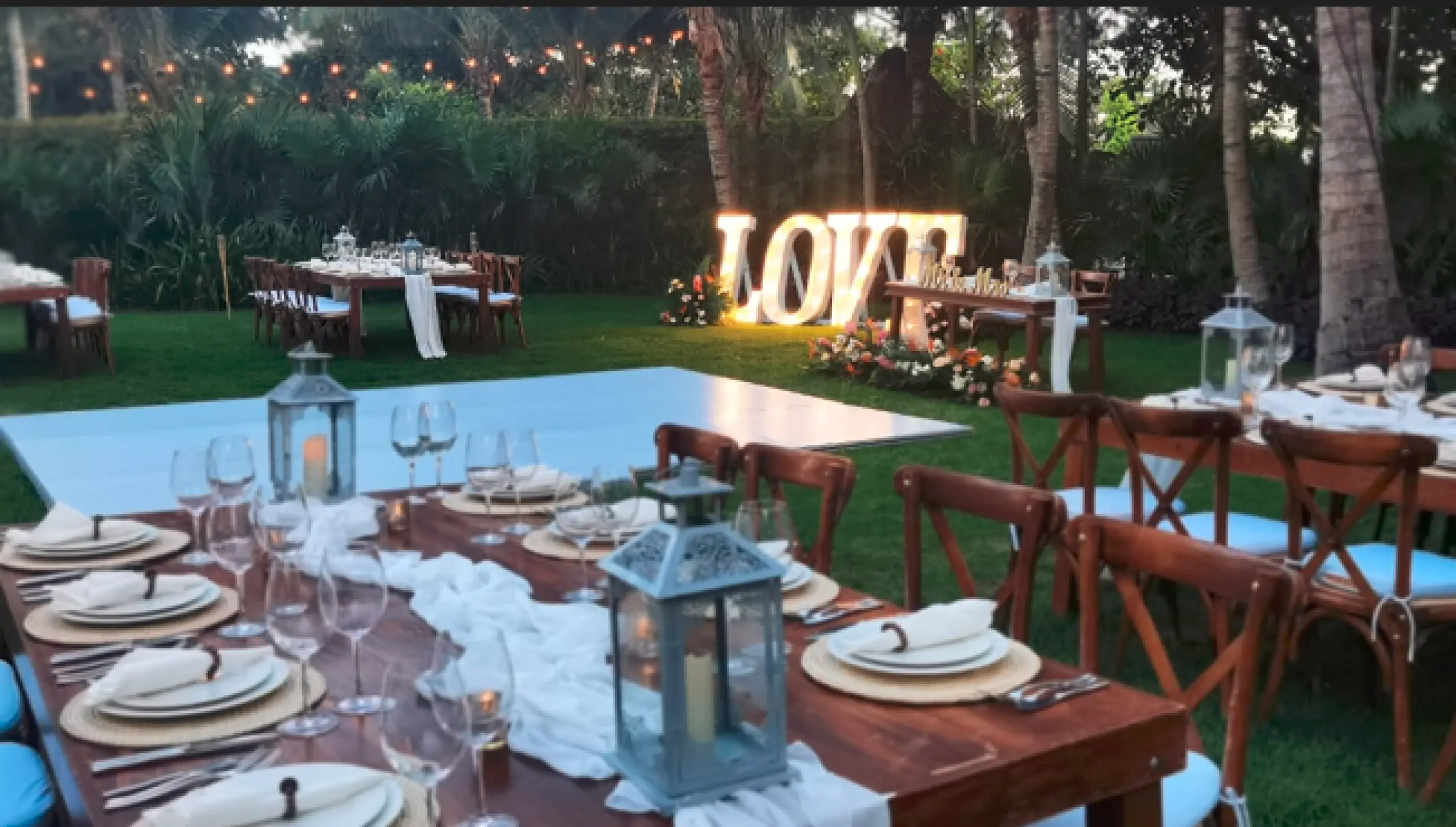 The Fives Beach Hotel & Residences garden wedding reception area