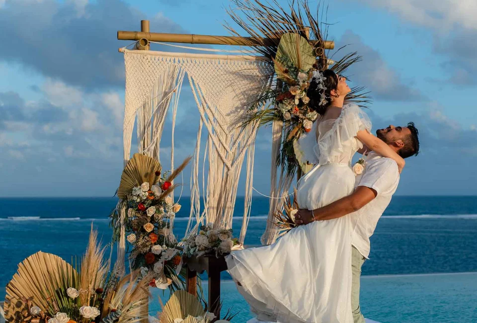 Symbolic ceremony on the rooftop venue at The fives oceanfront puerto morelos
