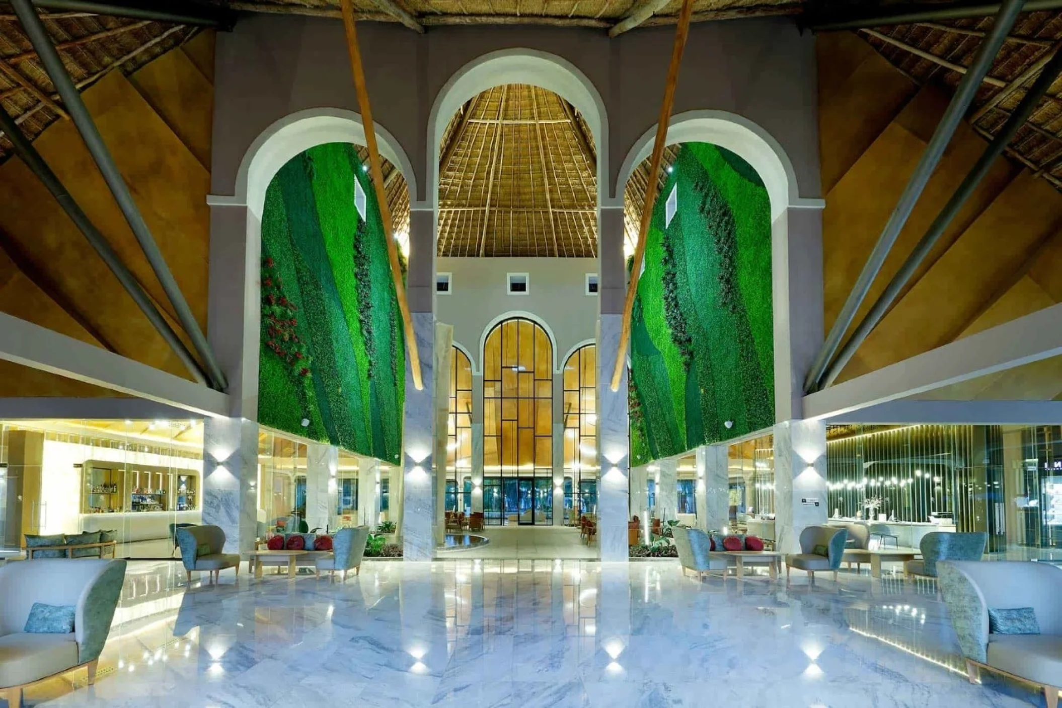 TRS Yucatan lobby area