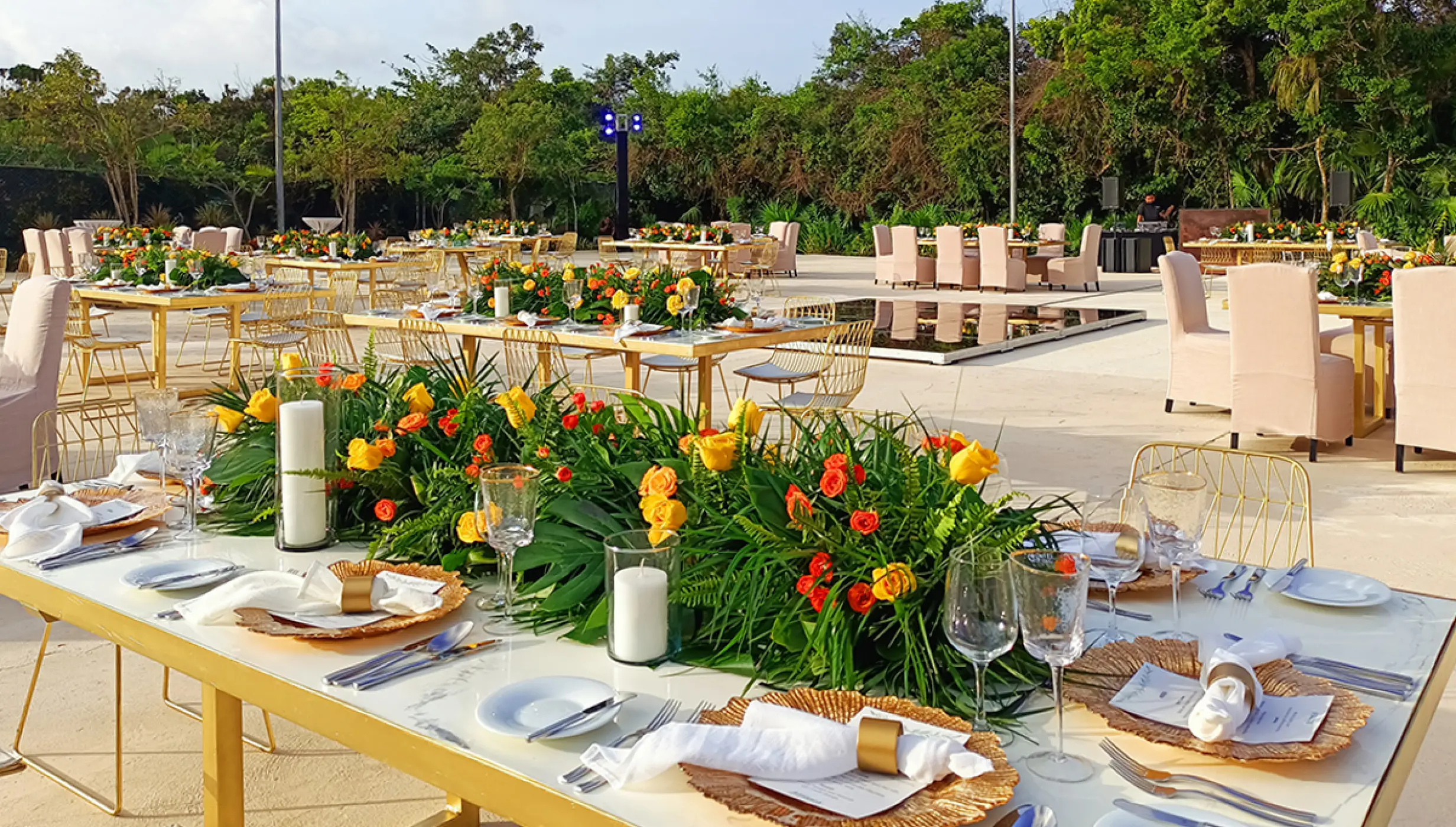 Dinner reception on terraza verde at Unico 20°87° Hotel Riviera Maya