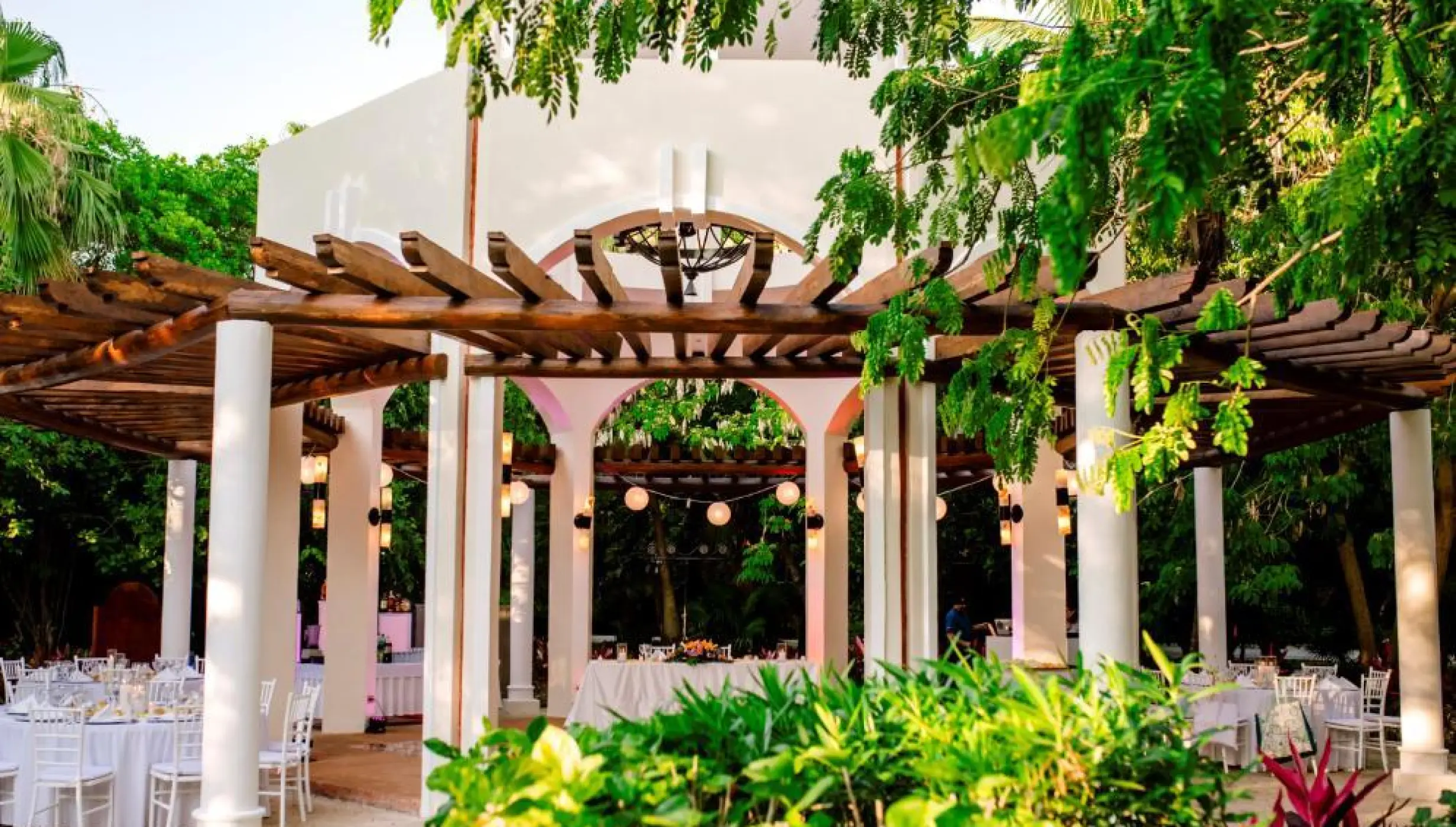Dinner reception on gazebo at Valentin Imperial Riviera Maya