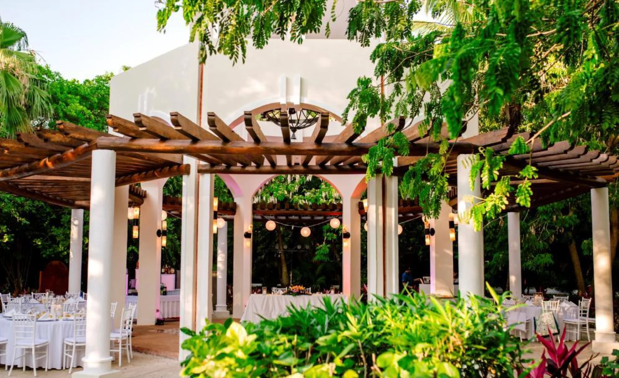 Dinner reception on gazebo at Valentin Imperial Riviera Maya