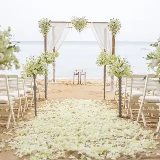 Ceremony decor on the beach at Viva Wyndham V Samaná