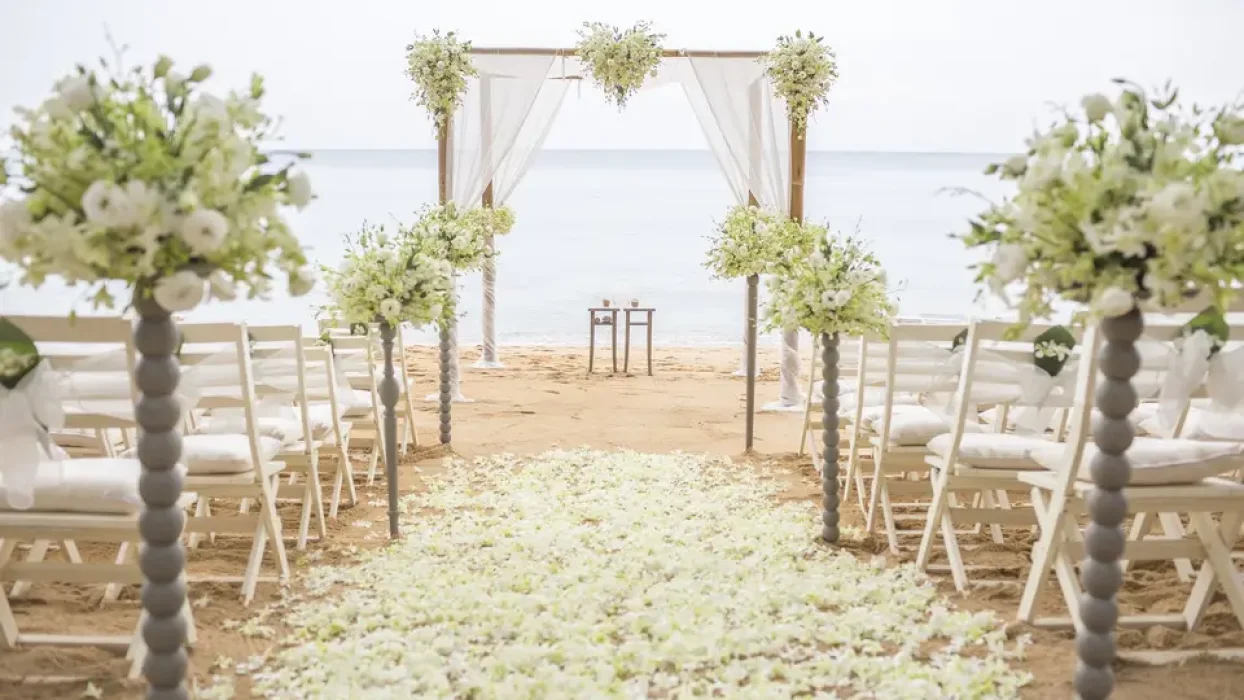 Ceremony decor on the beach at Viva Wyndham V Samaná