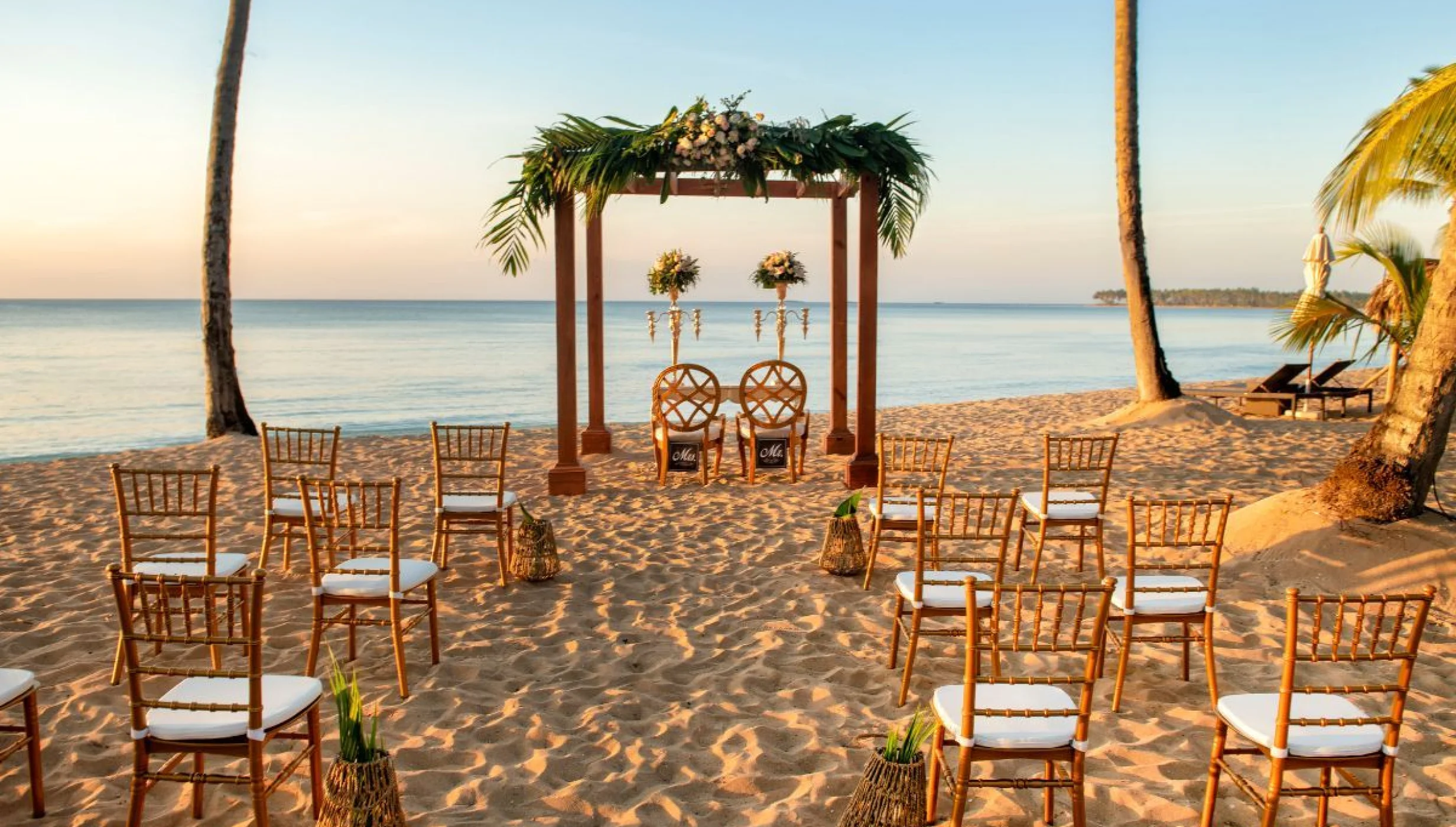 Ceremony on the beach at Viva Wyndham V Samaná
