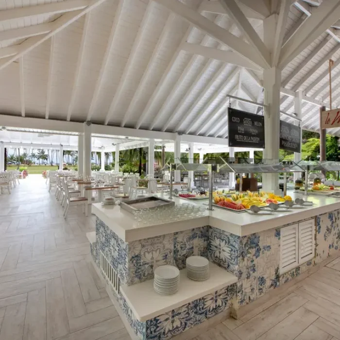 Le Marche restaurant at Viva Wyndham V Samaná
