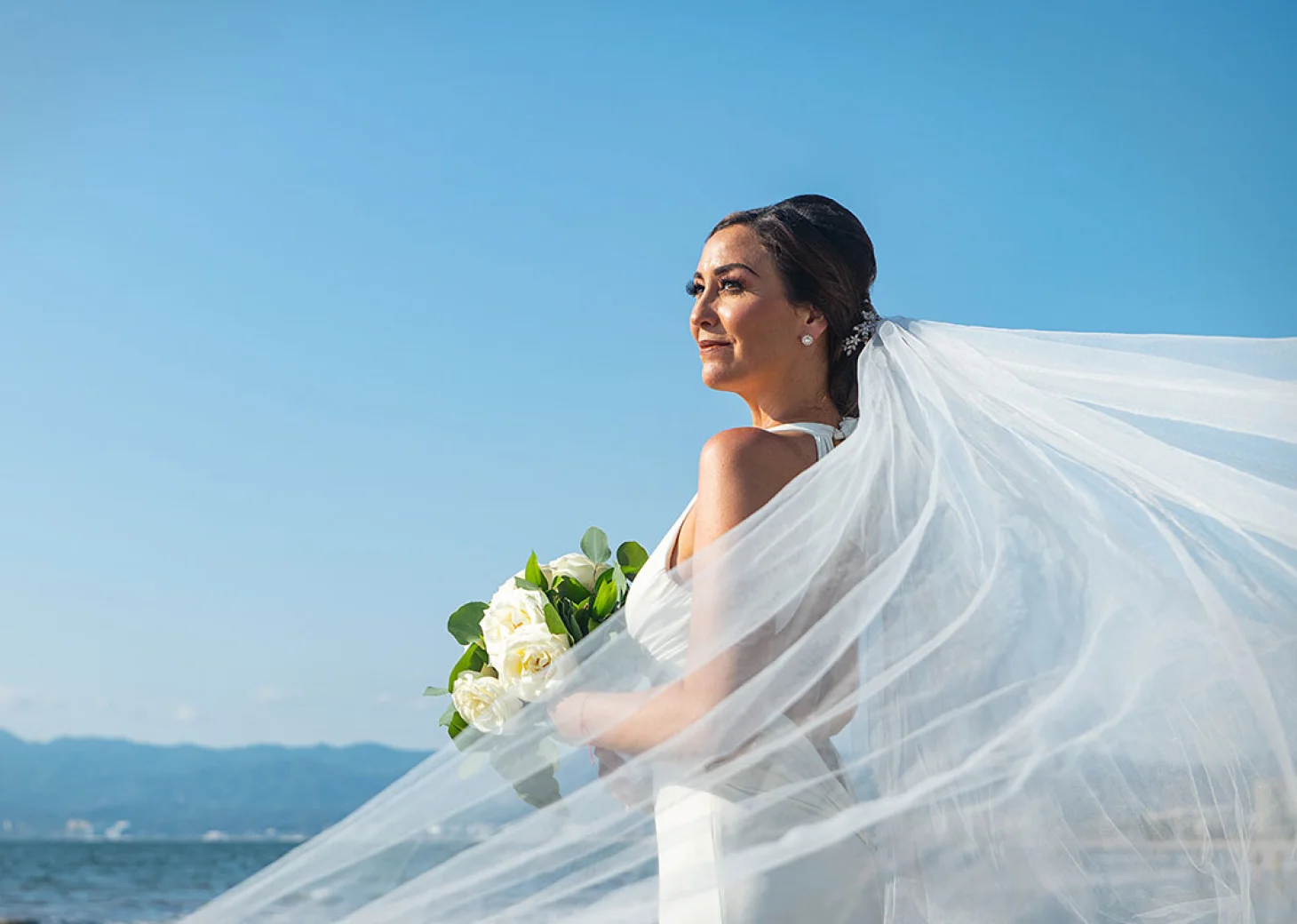 Bride at Wyndham Alltra Riviera Nayarit.