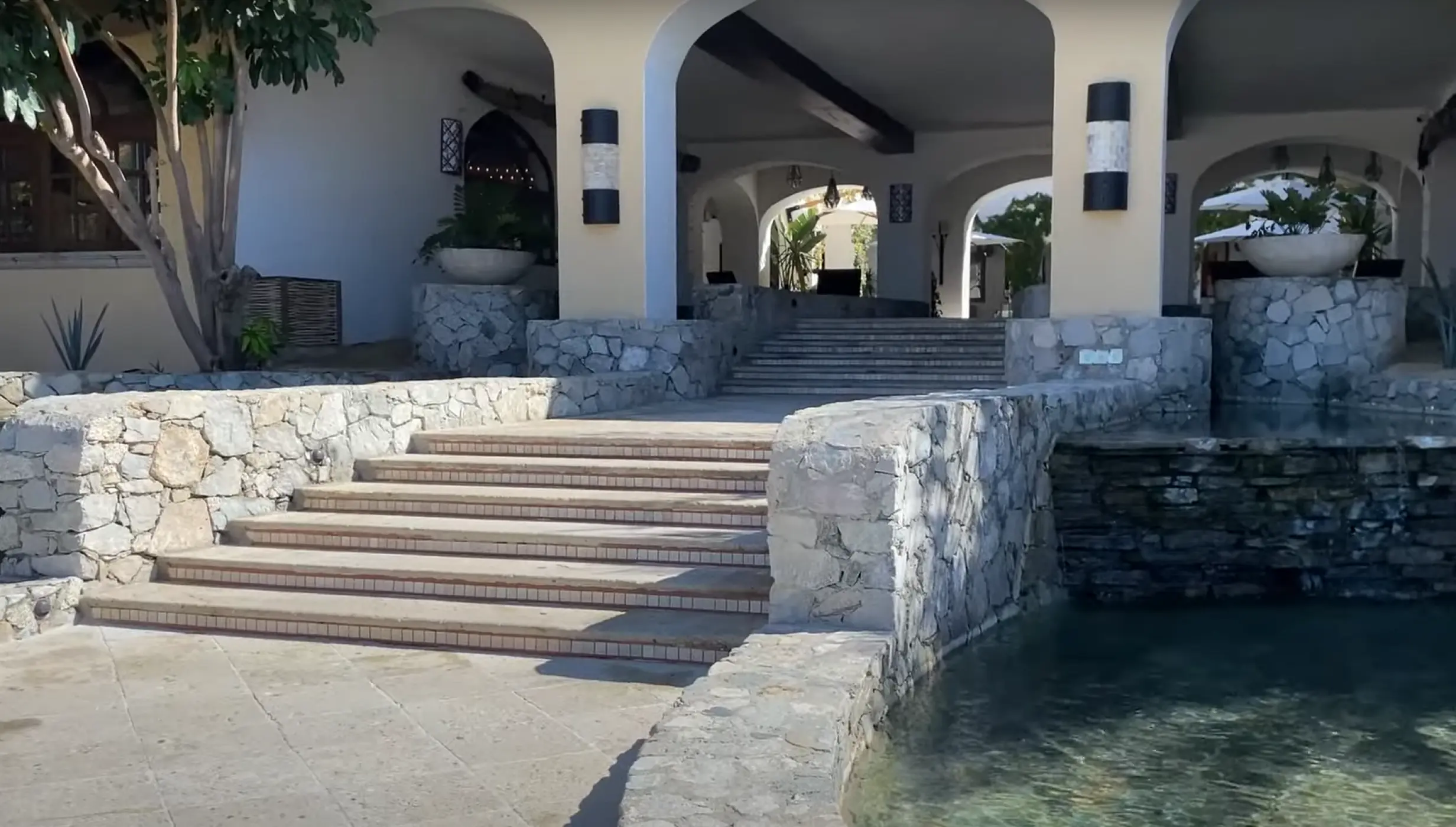 Mirror zone wedding venue at Zoetry Casa del Mar Los Cabos