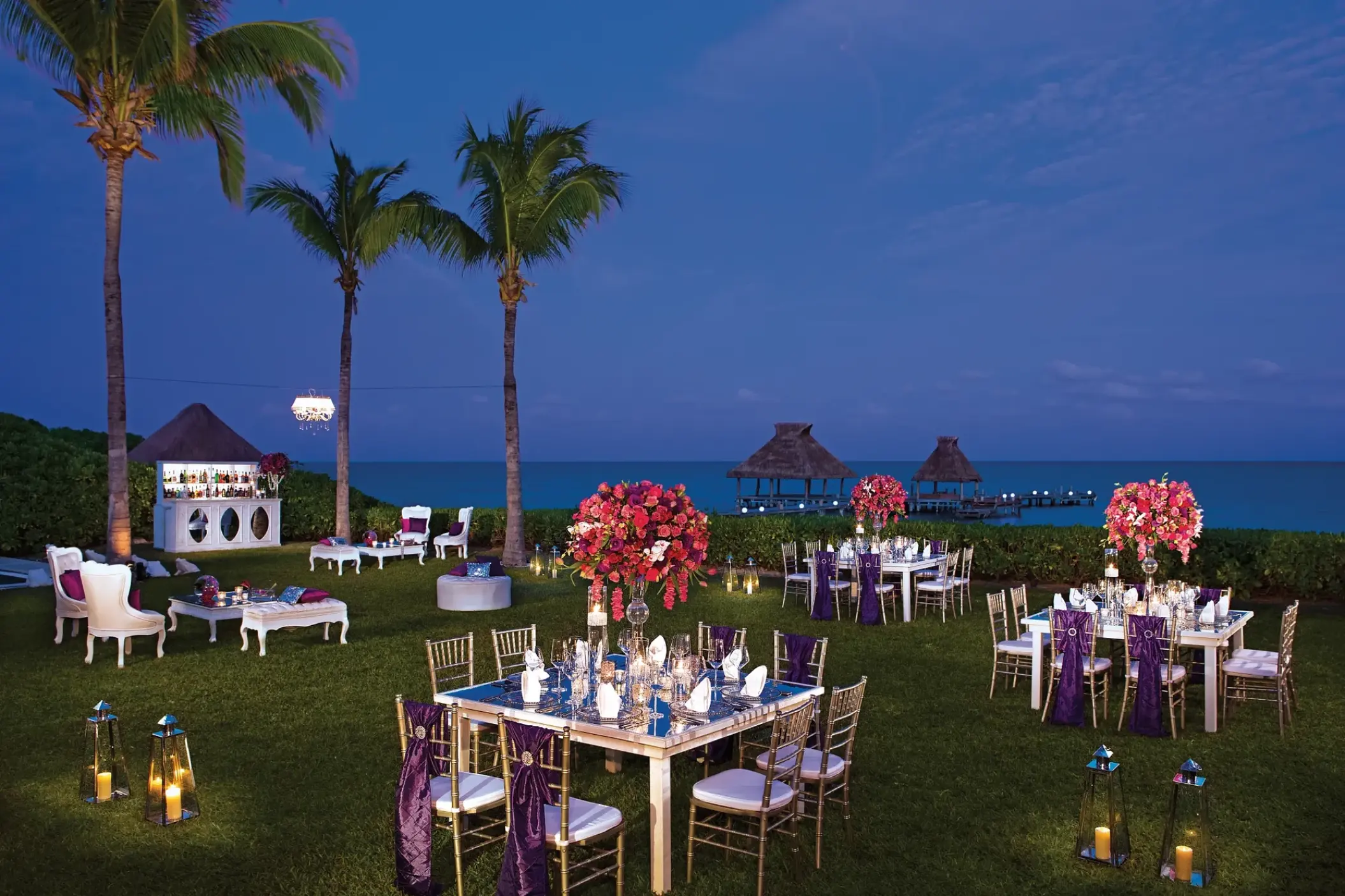 Evening wedding reception on the lawn at Zoetry Paraiso de la Bonita, Riviera Maya