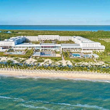 RIU PALACE COSTA MUJERES OVERVIEW