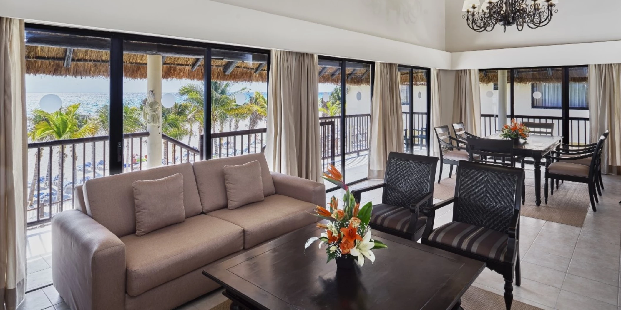 Allegro Playacar beachfront room suite