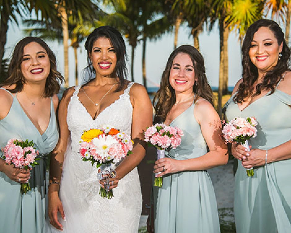 bride with bride's maids