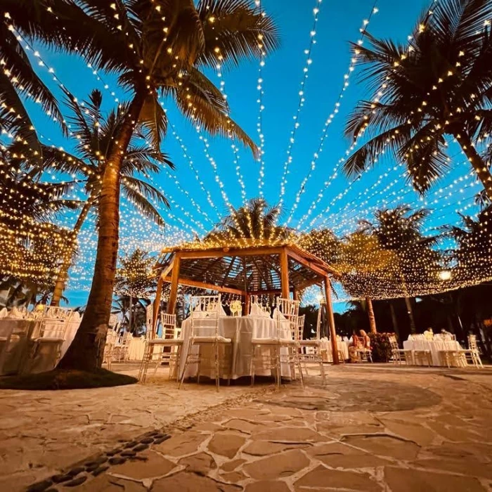 Dinner reception on Plaza Zavaz at Azul Beach Resort Riviera Cancun