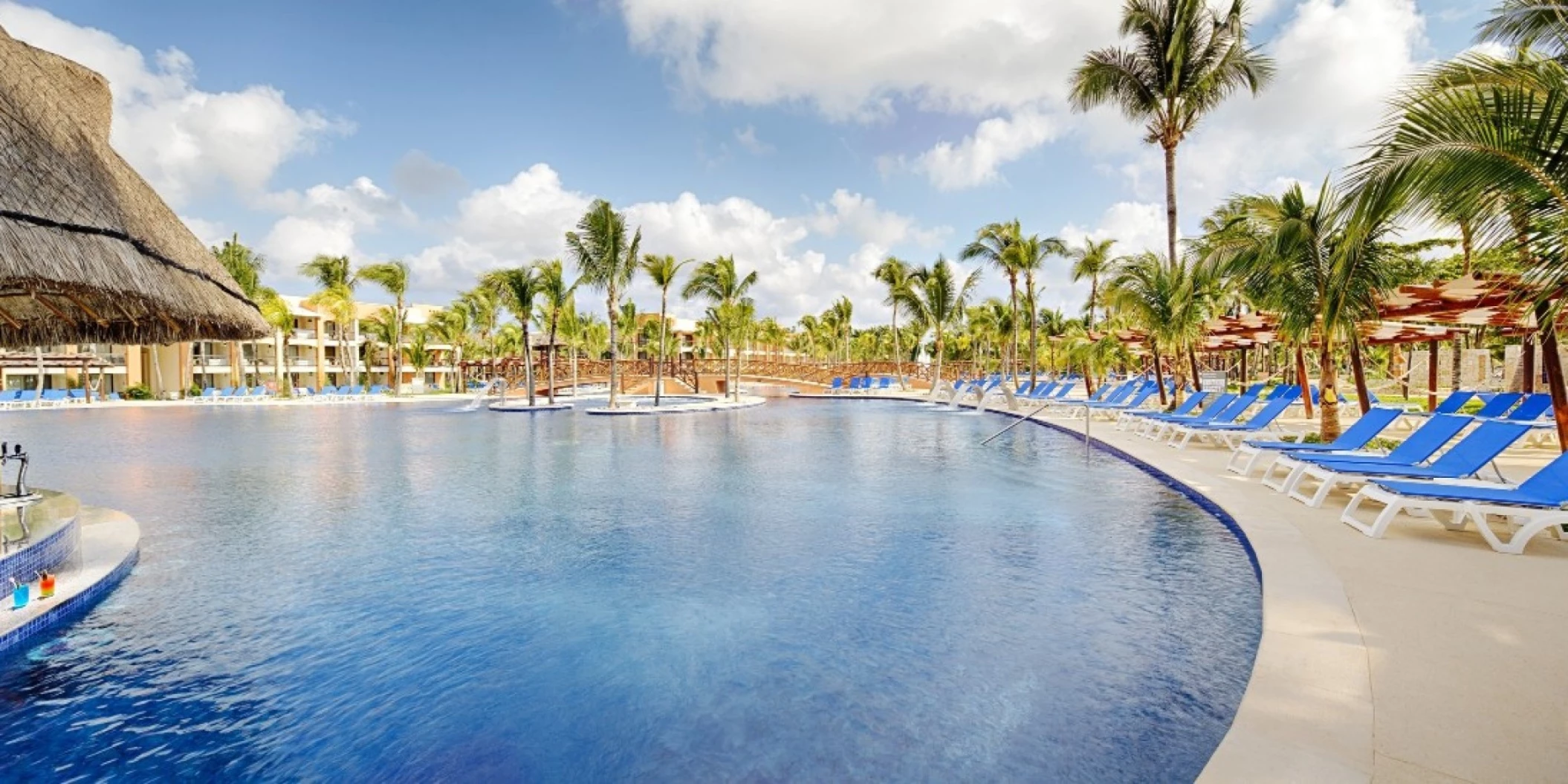 Barcelo Maya Beach pool