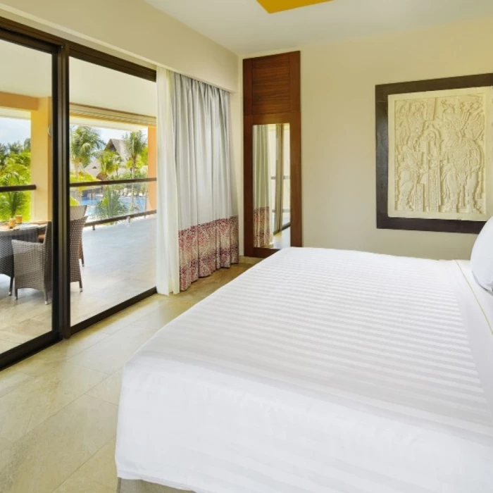 Barcelo Maya Beach room