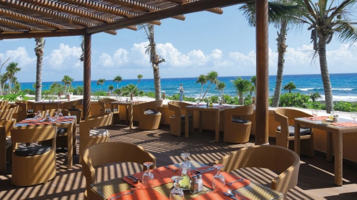 Barcelo Maya Palace beach restaurant