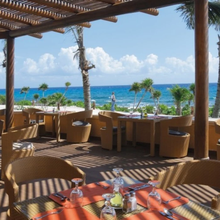 Barcelo Maya Palace beach restaurant