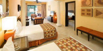 Barcelo Maya Palace room with 2 beds