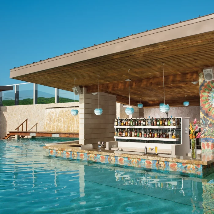 Freestyle pool bar at Breathless Montego Bay