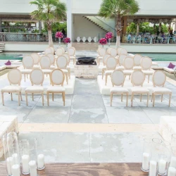 Wedding decor in Energy Bar Venue at Breathless Riviera Cancun