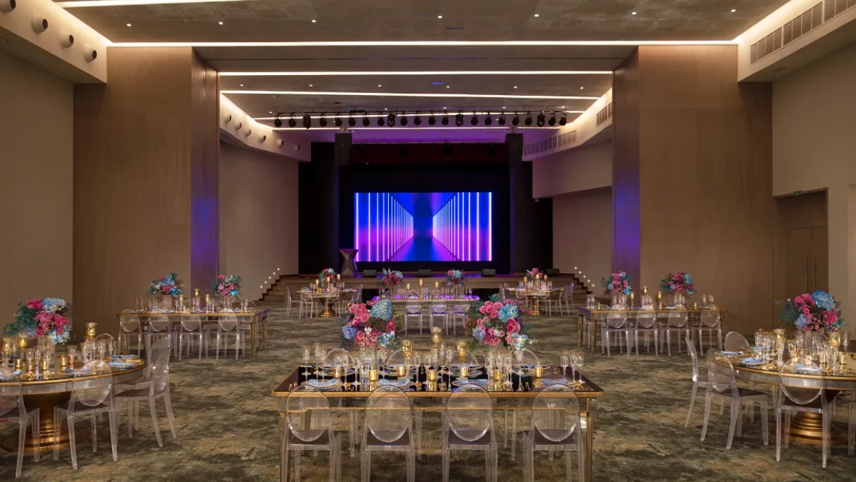 Dinner reception on the ballroom at Breathless Cancun Soul Resort & Spa