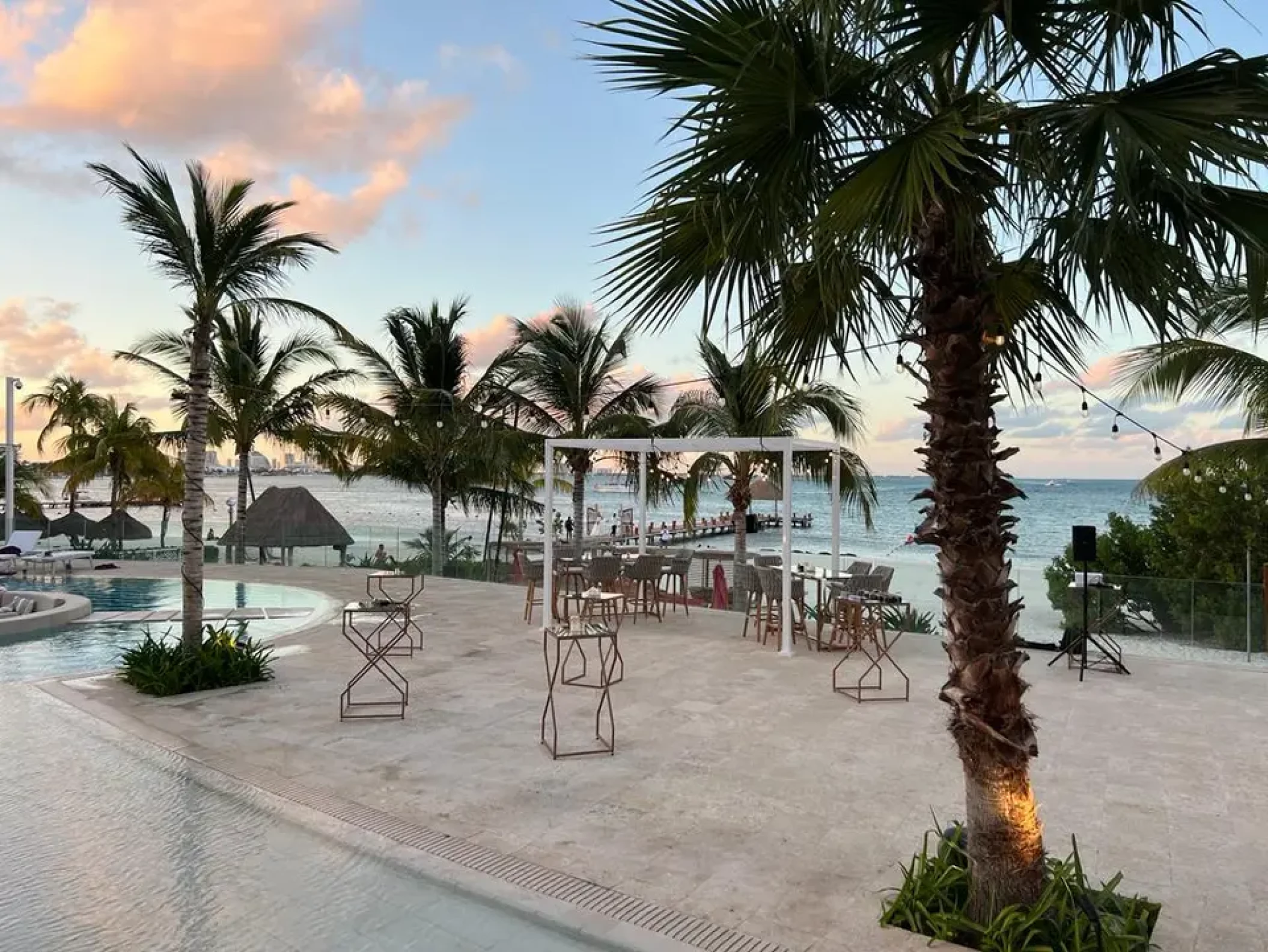 Cocktail party on the energy pool at Breathless Cancun Soul Resort and Spa