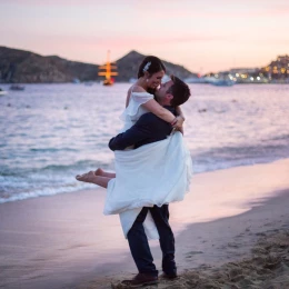 Couple on the beach venue at Casa dorada los cabos