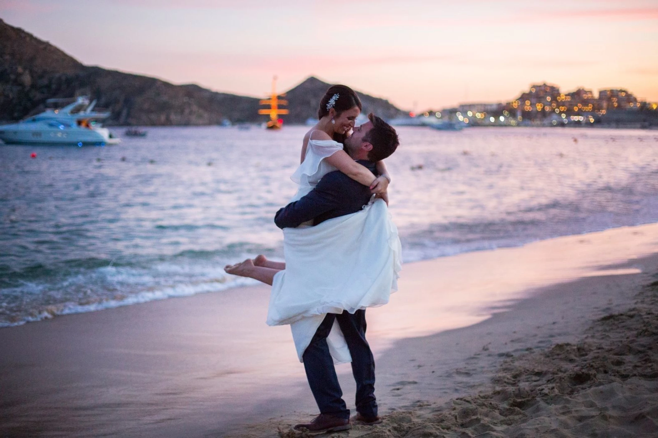 Couple on the beach venue at Casa dorada los cabos