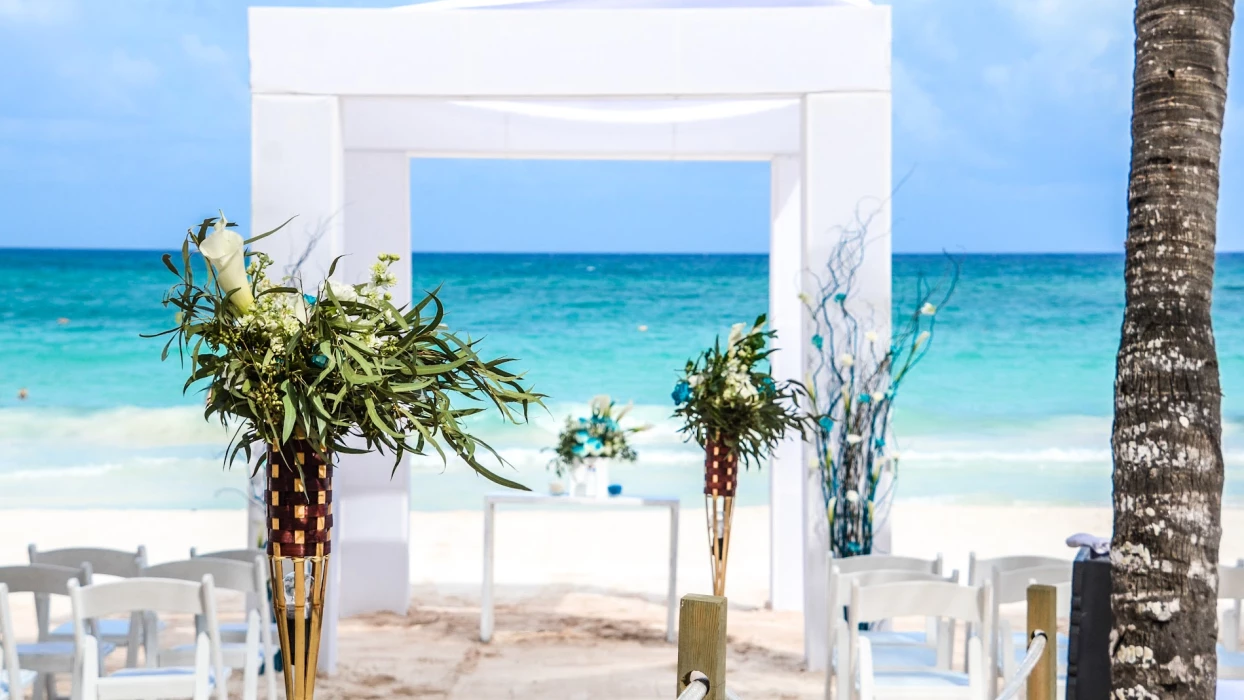 Ceremony on the beach at Catalonia Grand Costa Mujeres