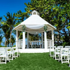 Ceremony decor on the gazebo  at Catalonia Grand Costa Mujeres