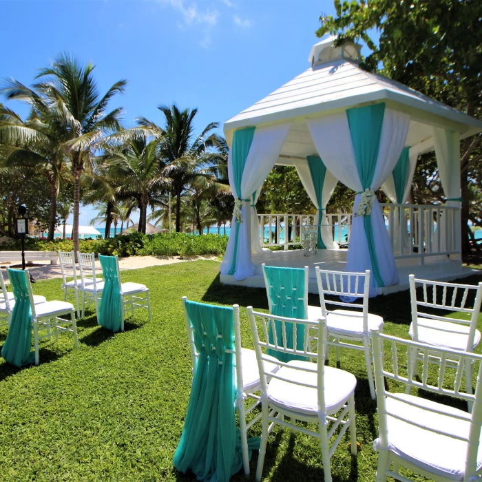 Gazebo decor at Catalonia Grand Costa Mujeres