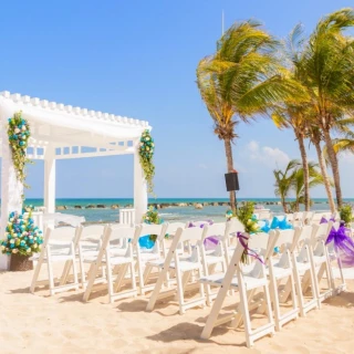 Symbolic ceremony in Bellinis gazebo at El Dorado Casitas