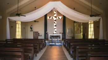 Inside El Dorado Royale chapel wedding venue