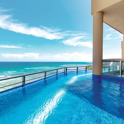 El Dorado Seaside infinity pool ocean view room