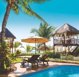 El Dorado Seaside pool with chairs