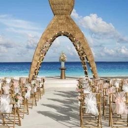 Symbolic ceremony in gazebo venue at Dreams aventures riviera maya