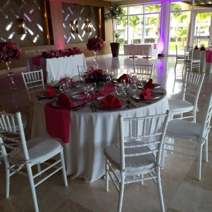 Dinner reception on the bamboo room at Dreams Jade resort and spa