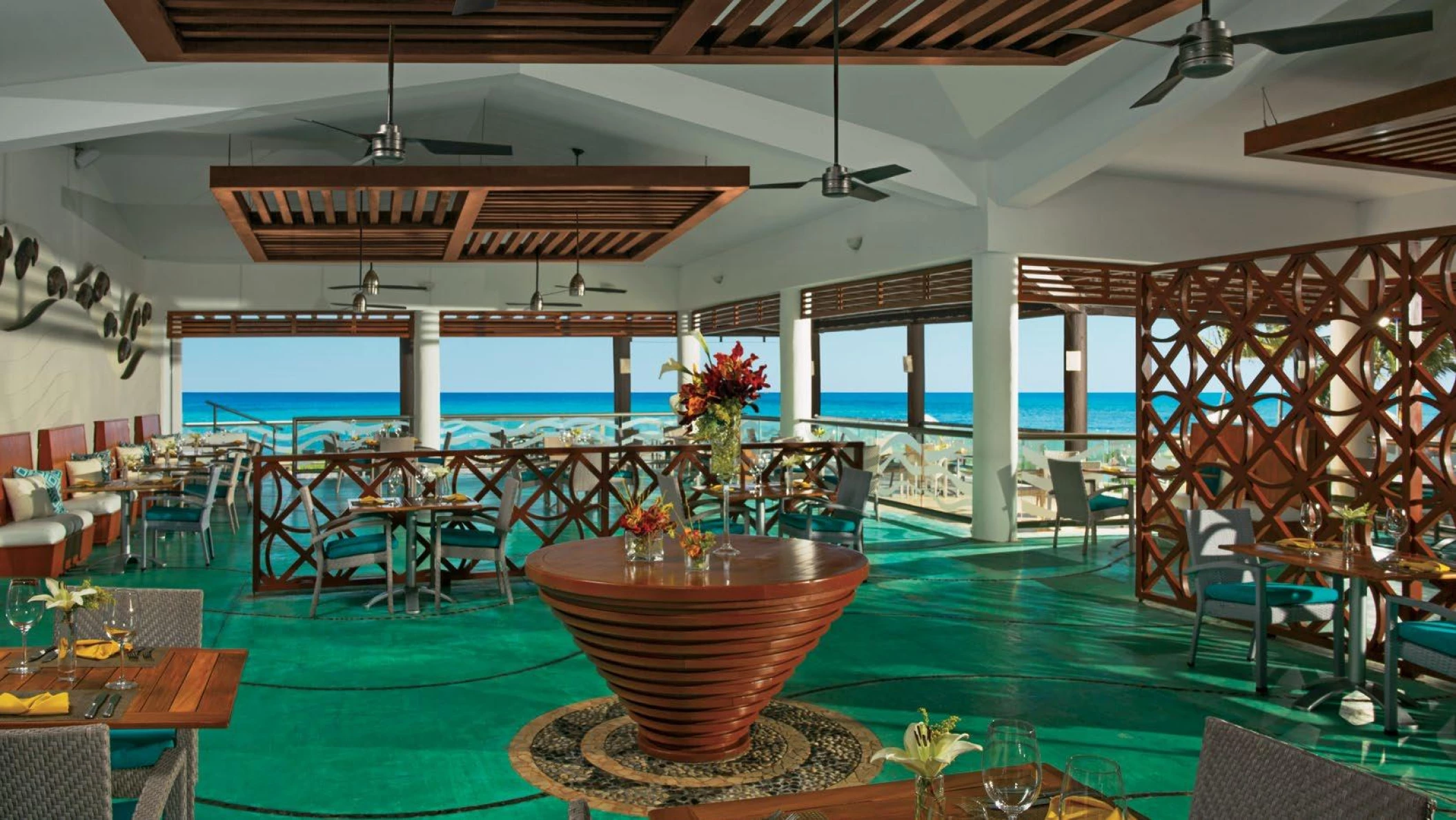 Castaways Restaurant at Dreams Jade Resort and Spa