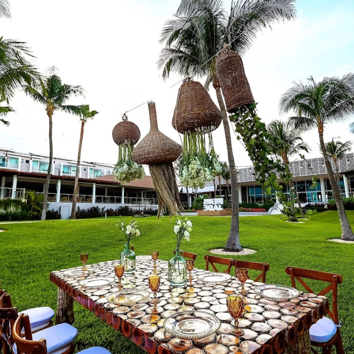 Dinner reception on the garden at Dreams Jade resort and Spa