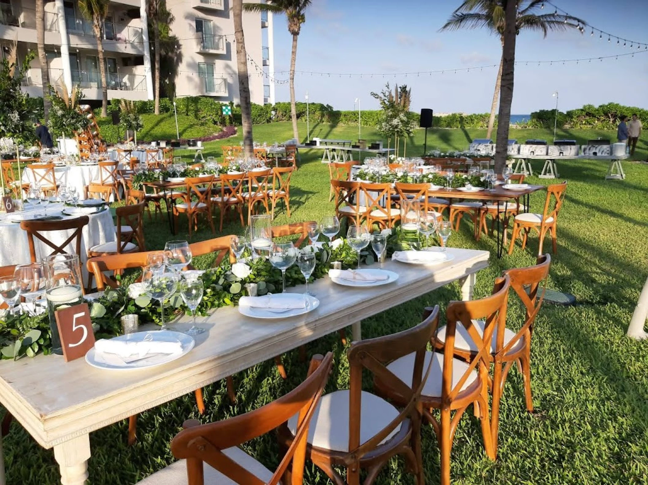 Dinner reception on the garden at Dreams Jade resort and spa