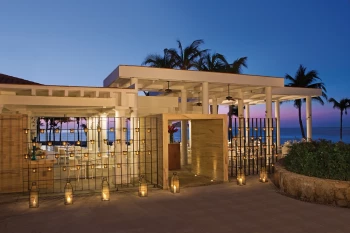 Seaside grill at Dreams Los Cabos Suites Golf Resort & Spa