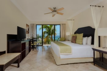 Oceaview suite at Dreams Los Cabos Suites Golf Resort & Spa