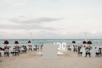 Dinner decor on the beach at Dreams Onyx Resort & Spa