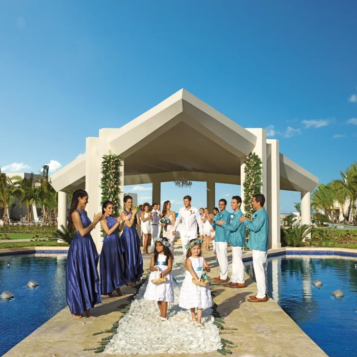 Wedding ceremony on the fountain gazebo at Dreams Onyx Resort & Spa