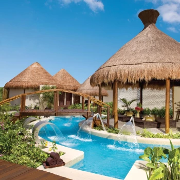 Dreams Riviera Cancun spa pool relax area