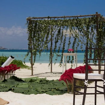 Ceremony in Waves and sand venue at Dreams Sands Cancun resort and spa